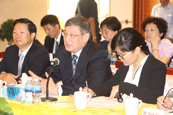 柬埔寨2025gdp_柬埔寨女人(3)